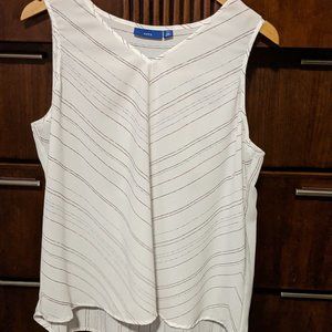 Apt. 9 | Petite V-Neck Tank